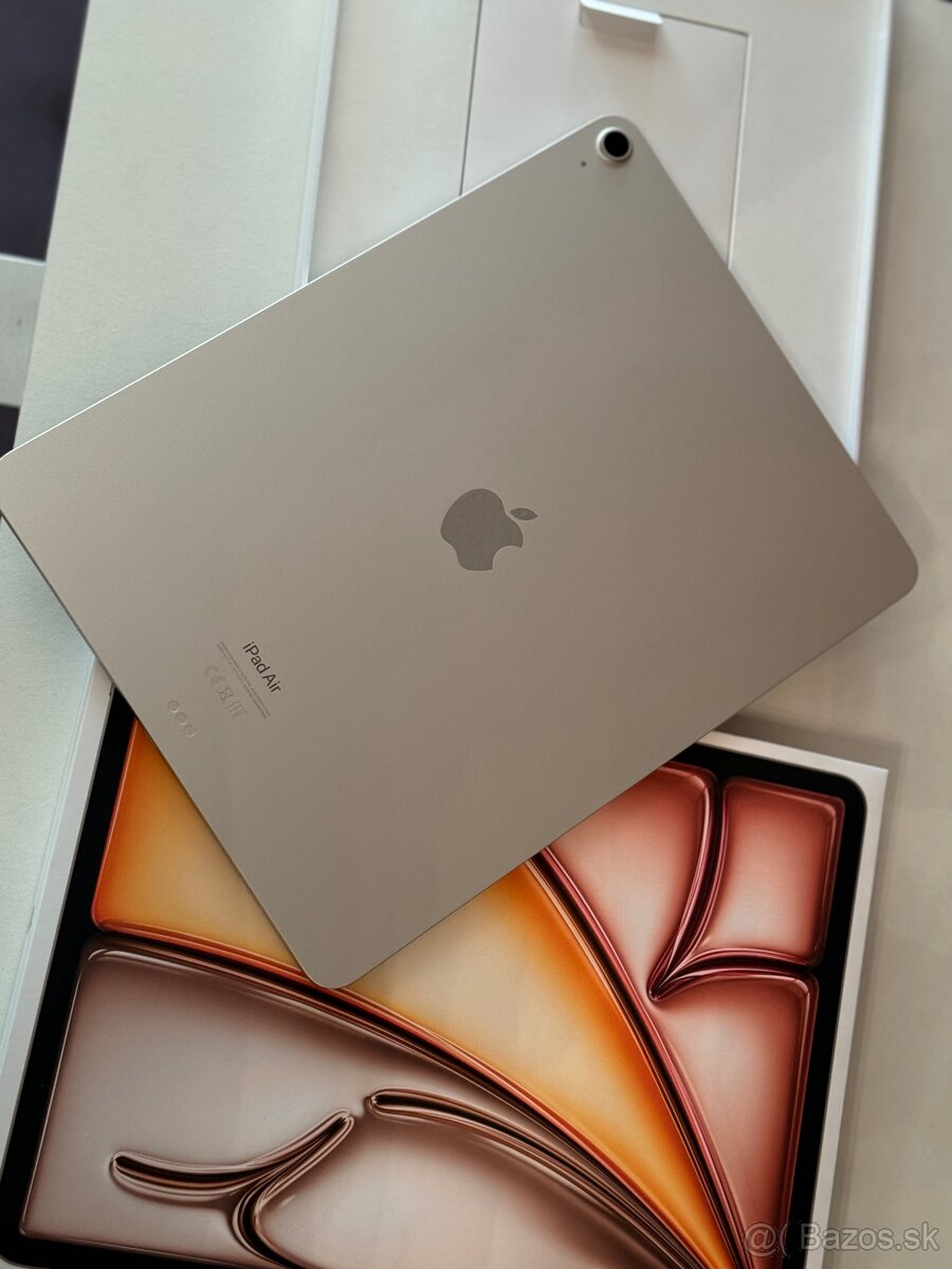 13-palcový iPad Air (M2)