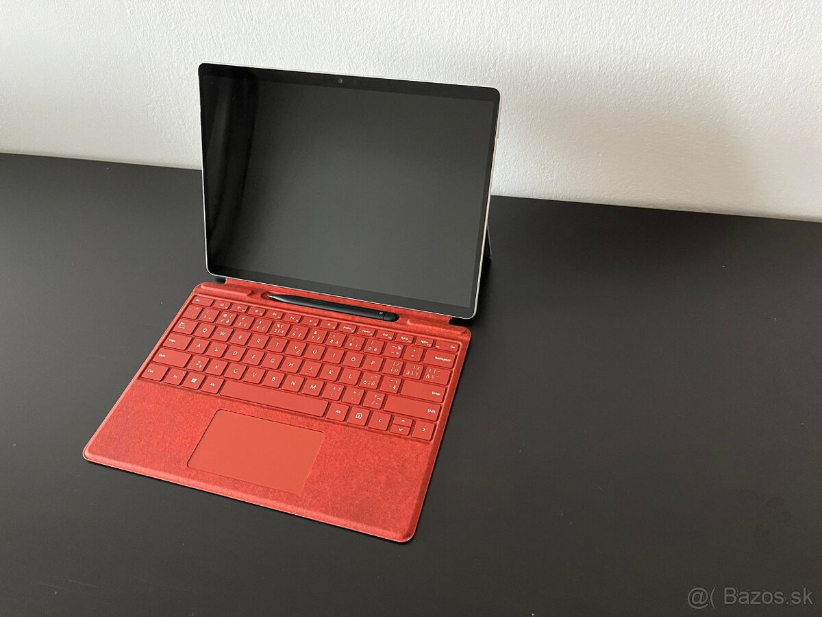 Microsoft Surface Pro 8 + klávesnica SK/CZ + dotykové pero