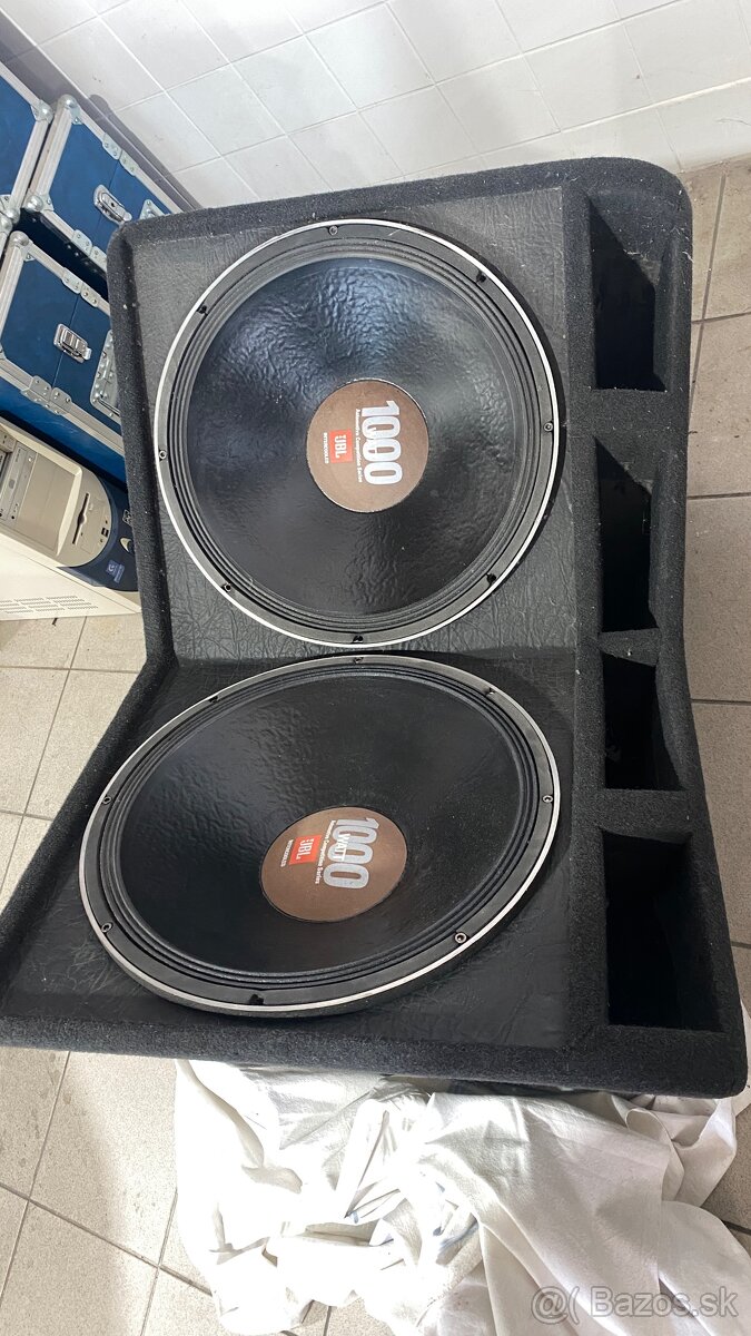 Box JBL atyp 2x1000W automotive