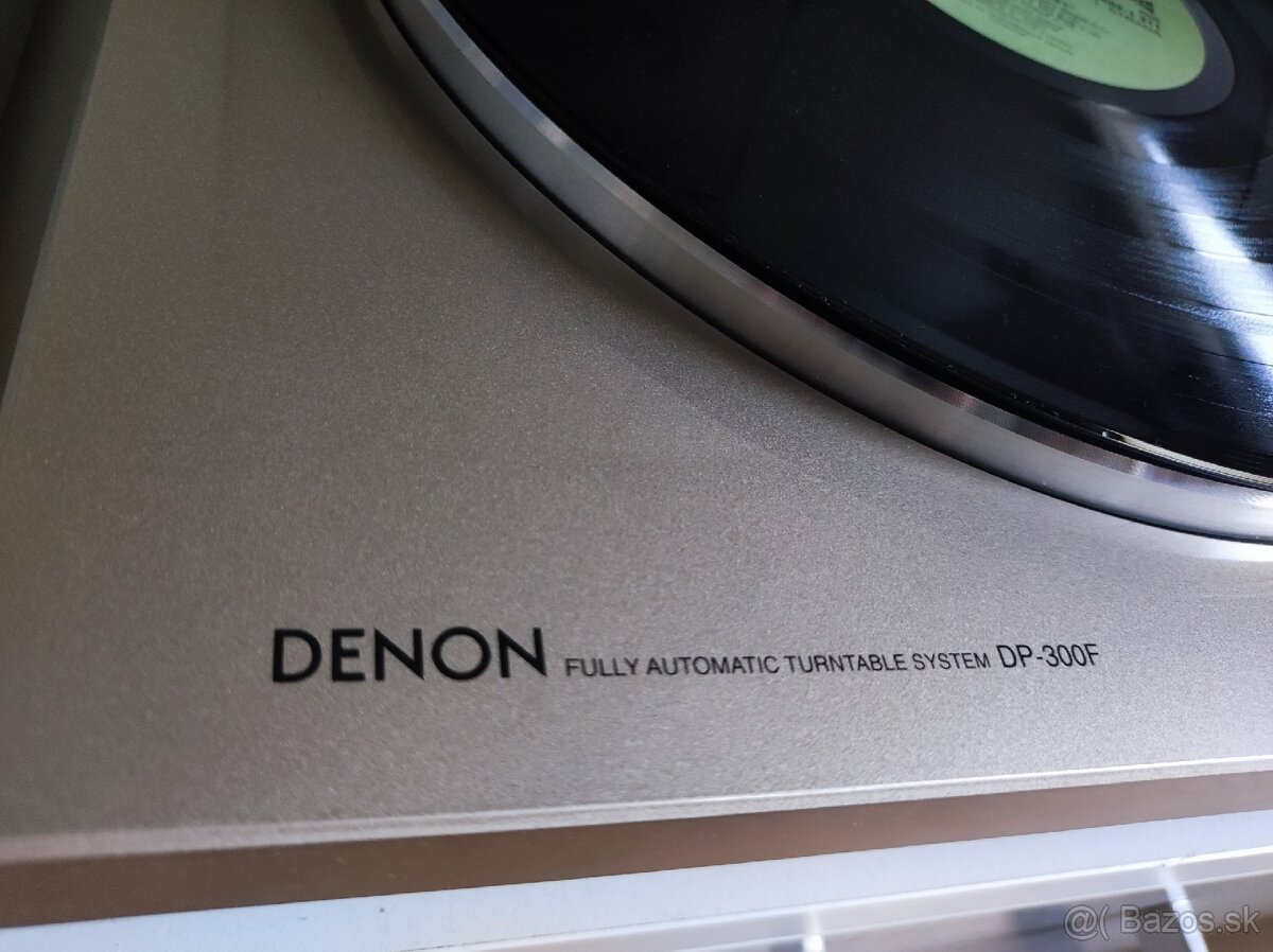 Gramofón Denon DP-300F