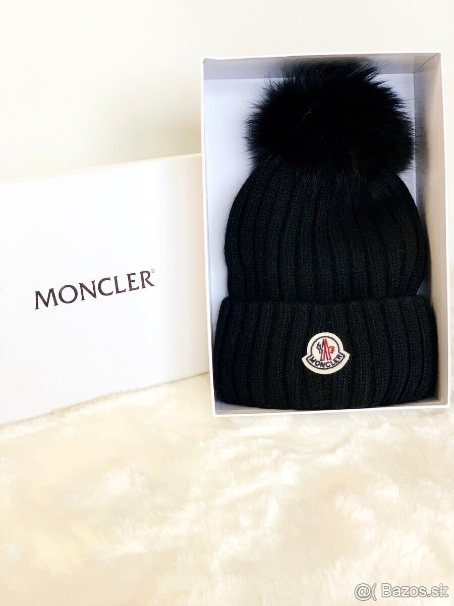 Moncler čepice Beanie With Pom Pom