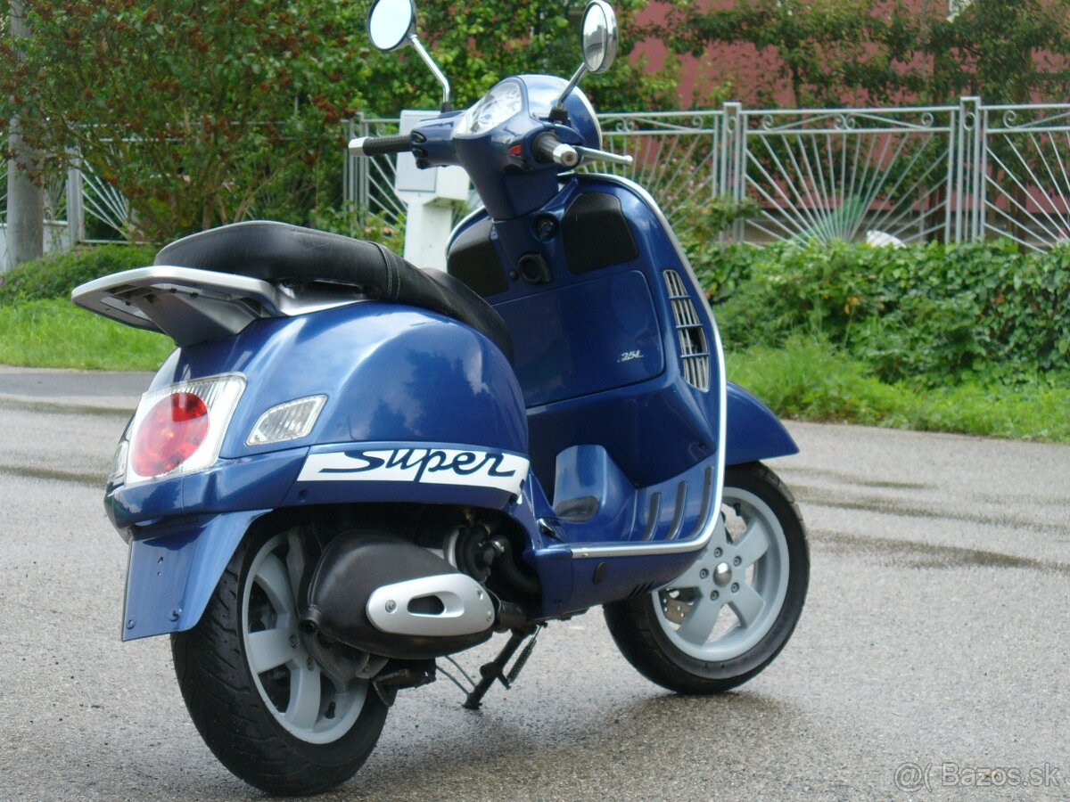 Vespa GT 125  GTS