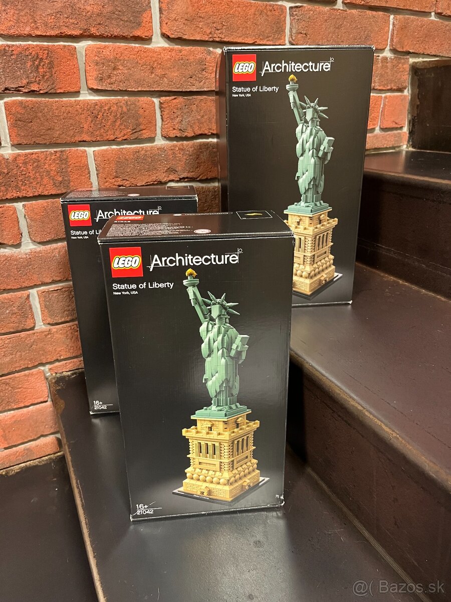 LEGO Architecture