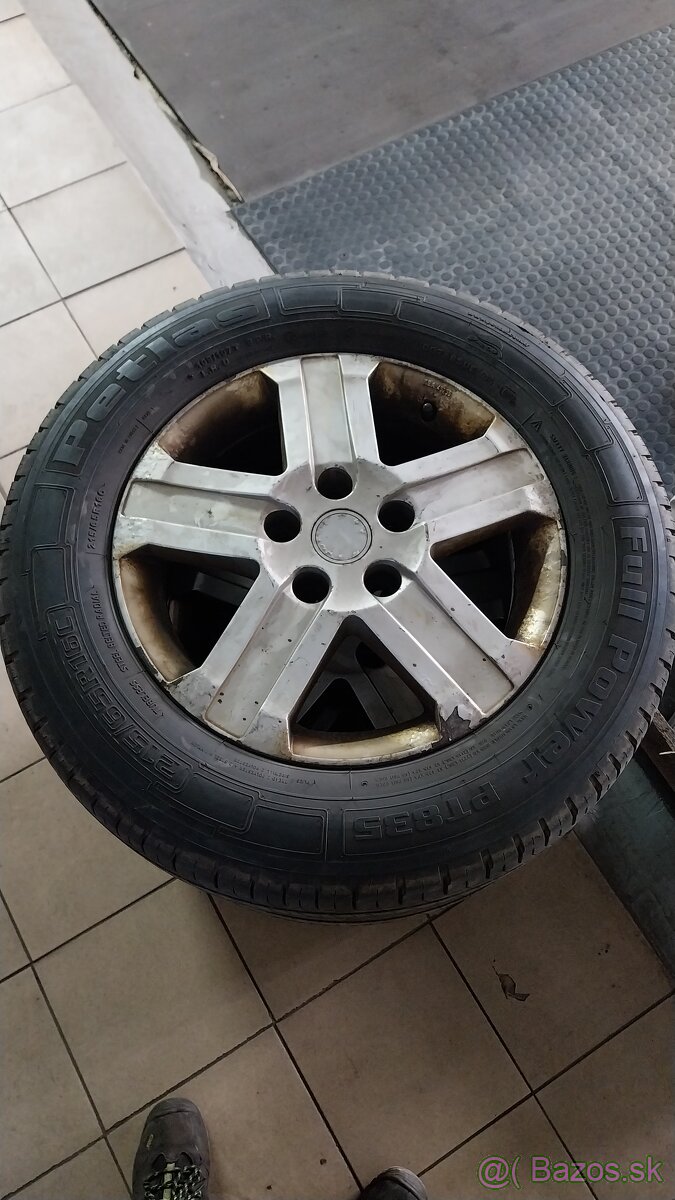 5x118r16 a 215/65r16c