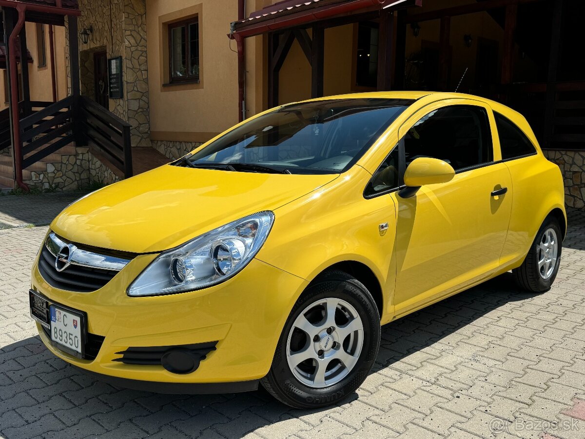 Opel Corsa D 1.0i 12v Ecotec 2010 najazdených iba 76000KM