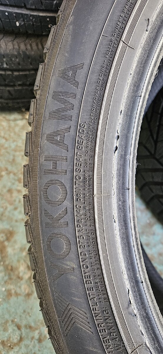 Pneumatiky Yokohama 275/40r21