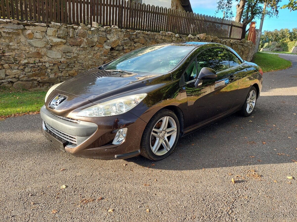 Peugeot 308 CC 2.0 HDI - kroupy