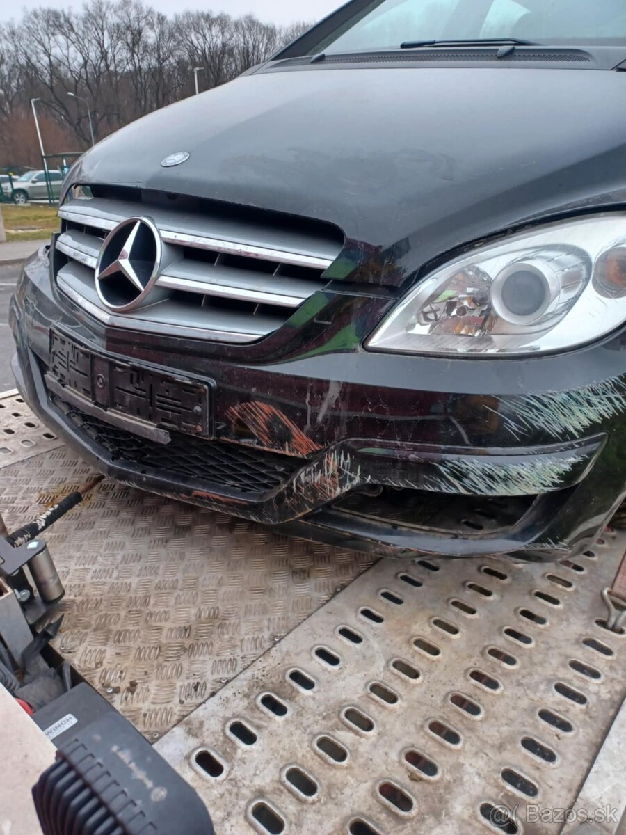 Rozpredam Mercedes B160 70kw 2010 266.920