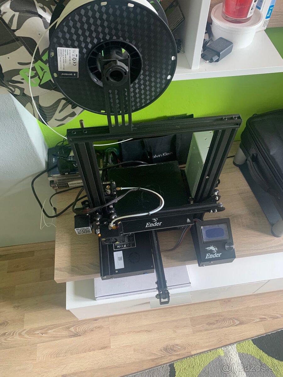 Ender-3 3D tlačiareň + 1kg zelený filament z ABS plastu