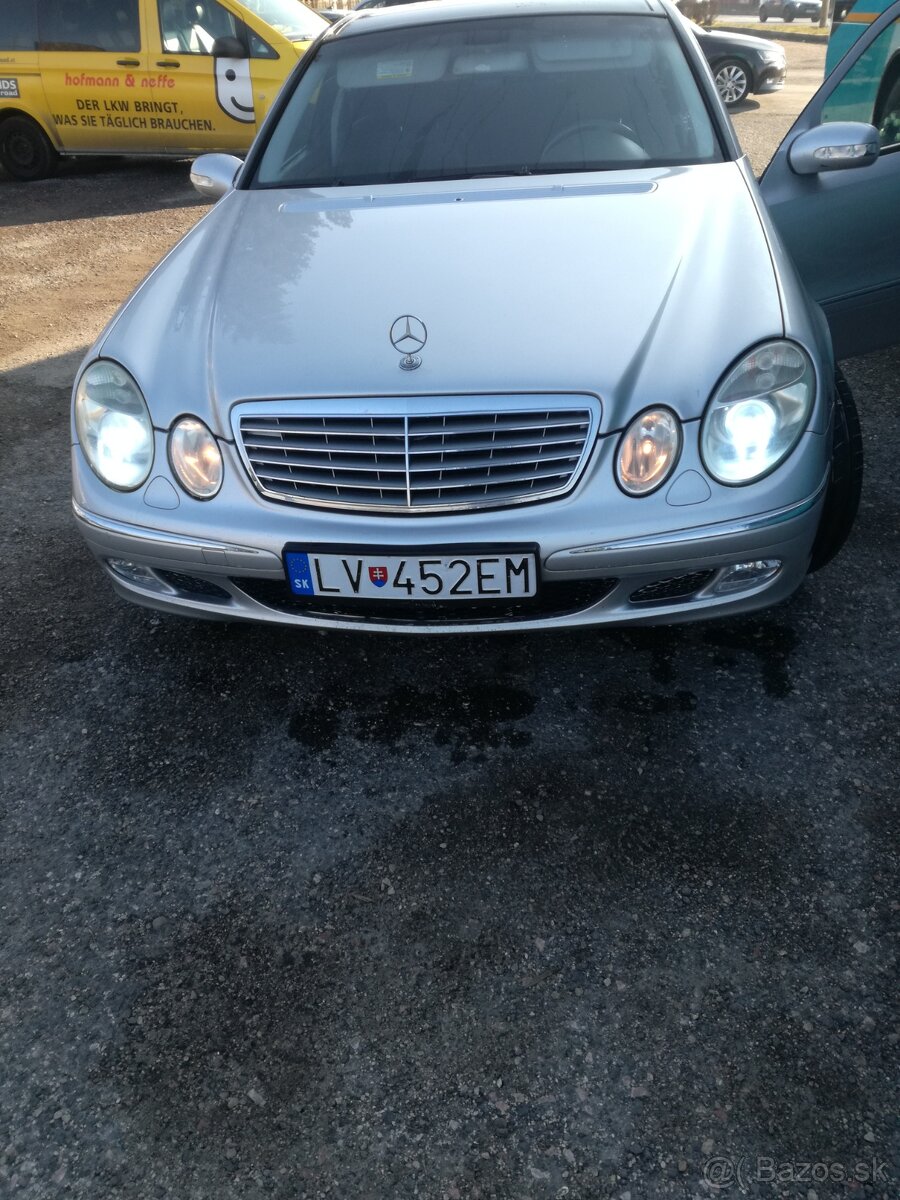 Mercedes e