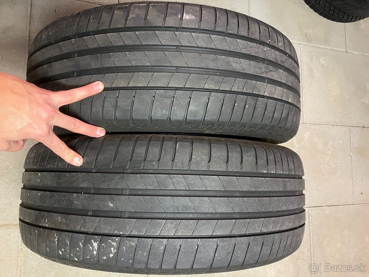 Bridgestone 225/55 R18 letné