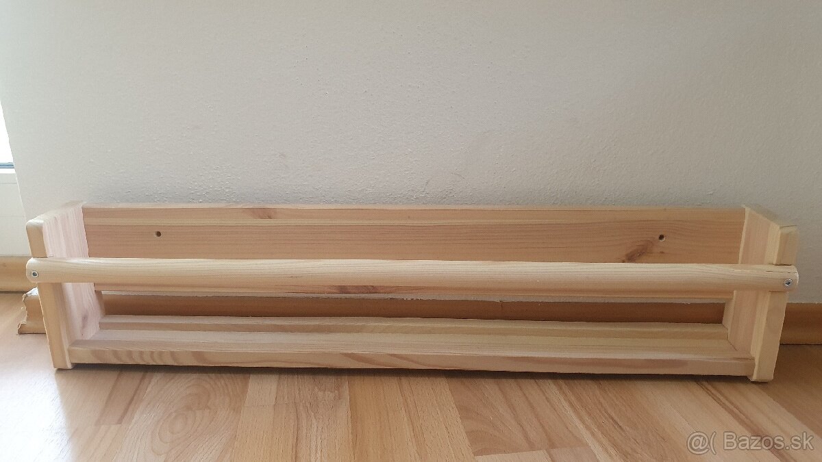 Predám 3 ks poličky IKEA na detské knihy. Šírka 70 cm.