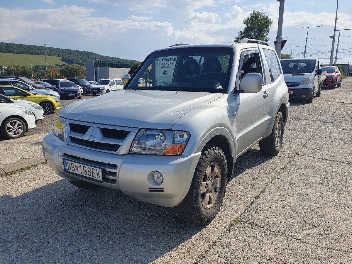 Mitsubishi Pajero 3.2 DI-D Instyle GLX