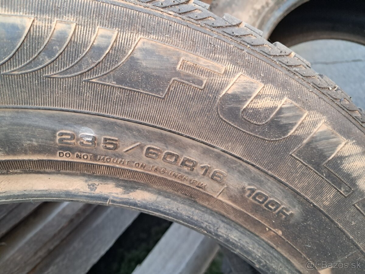 Pneumatiky 235/60 R16