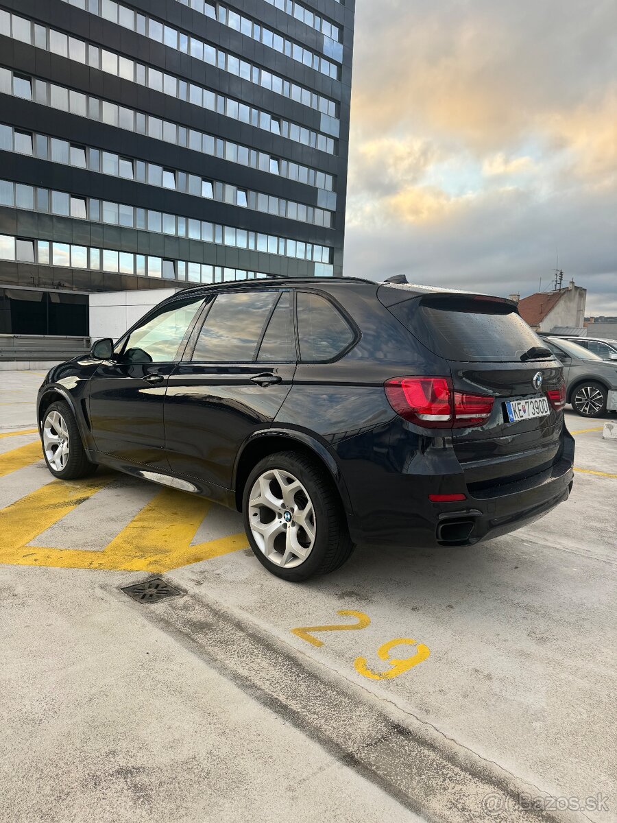 BMW X5 F15 40d M-Packet  Motor po GO