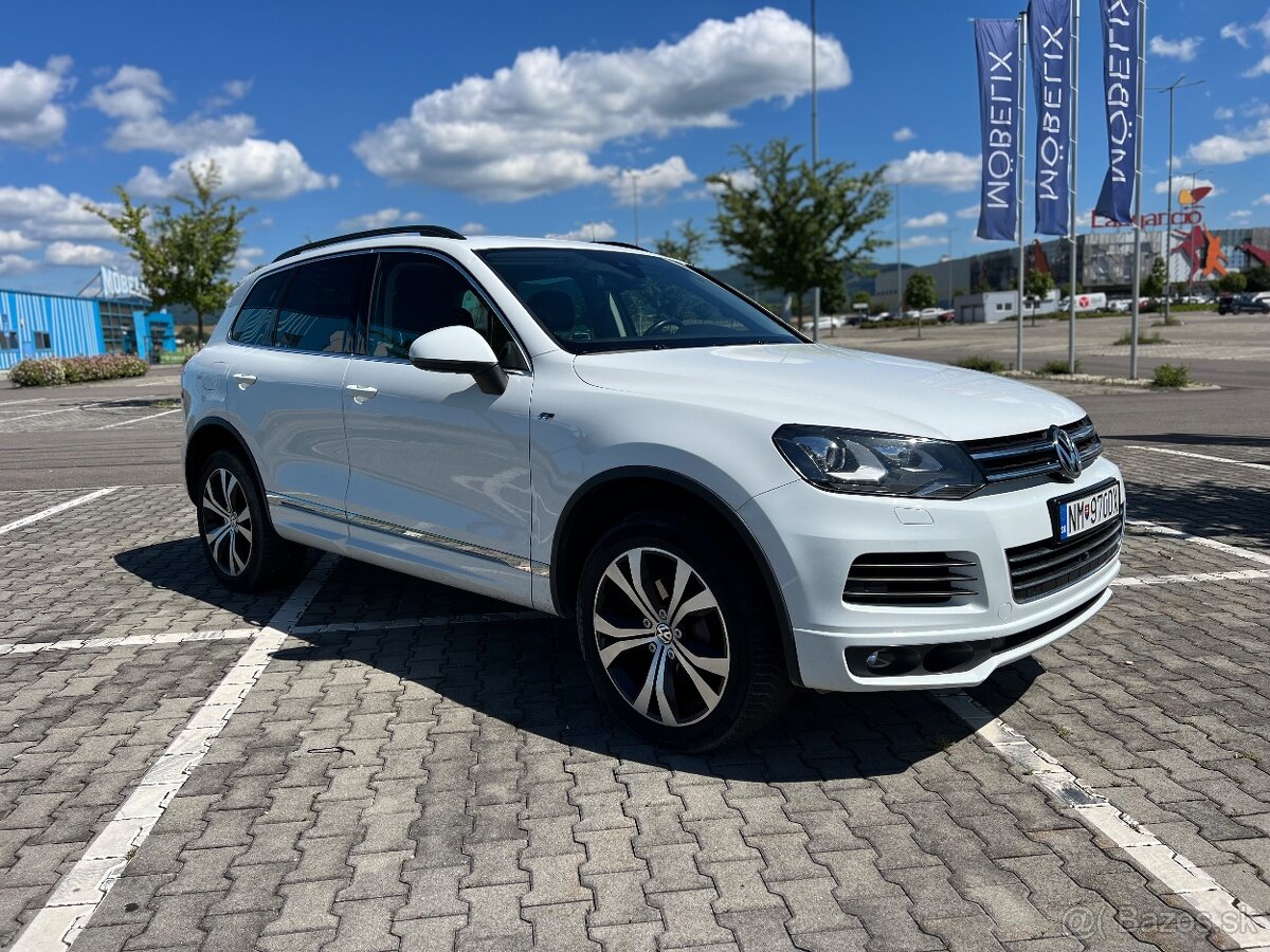 Volkswagen Touareg R-line - maximálna výbava - odpočet DPH