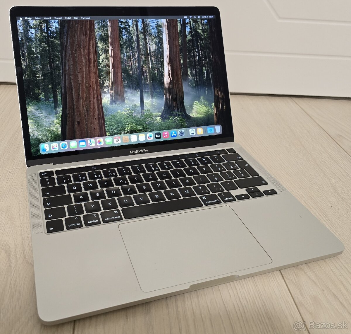 PREDÁM MacBook Pro (13-palcový, 2020) i5/16GB/500GB