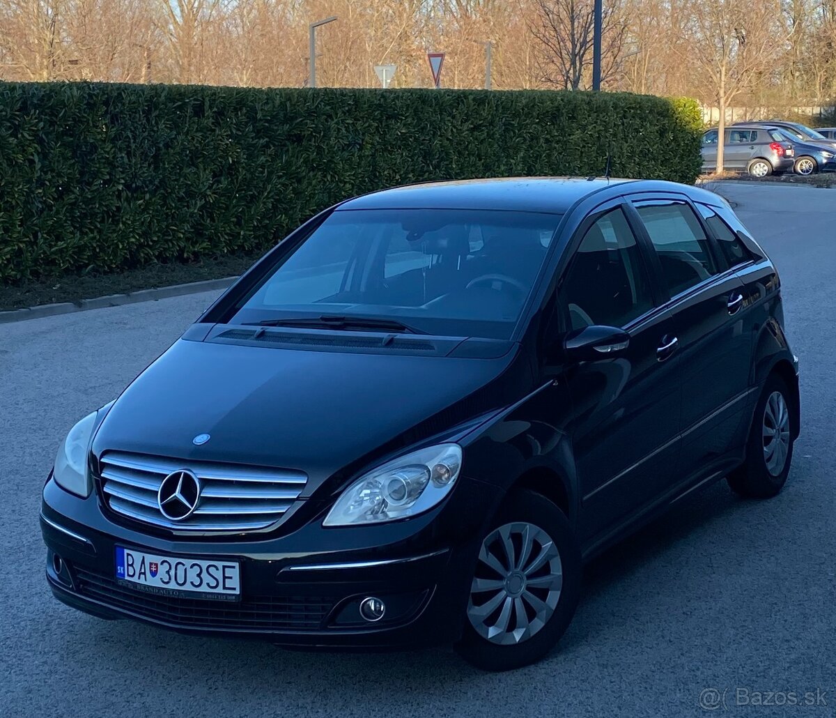 Mercedes-Benz B170