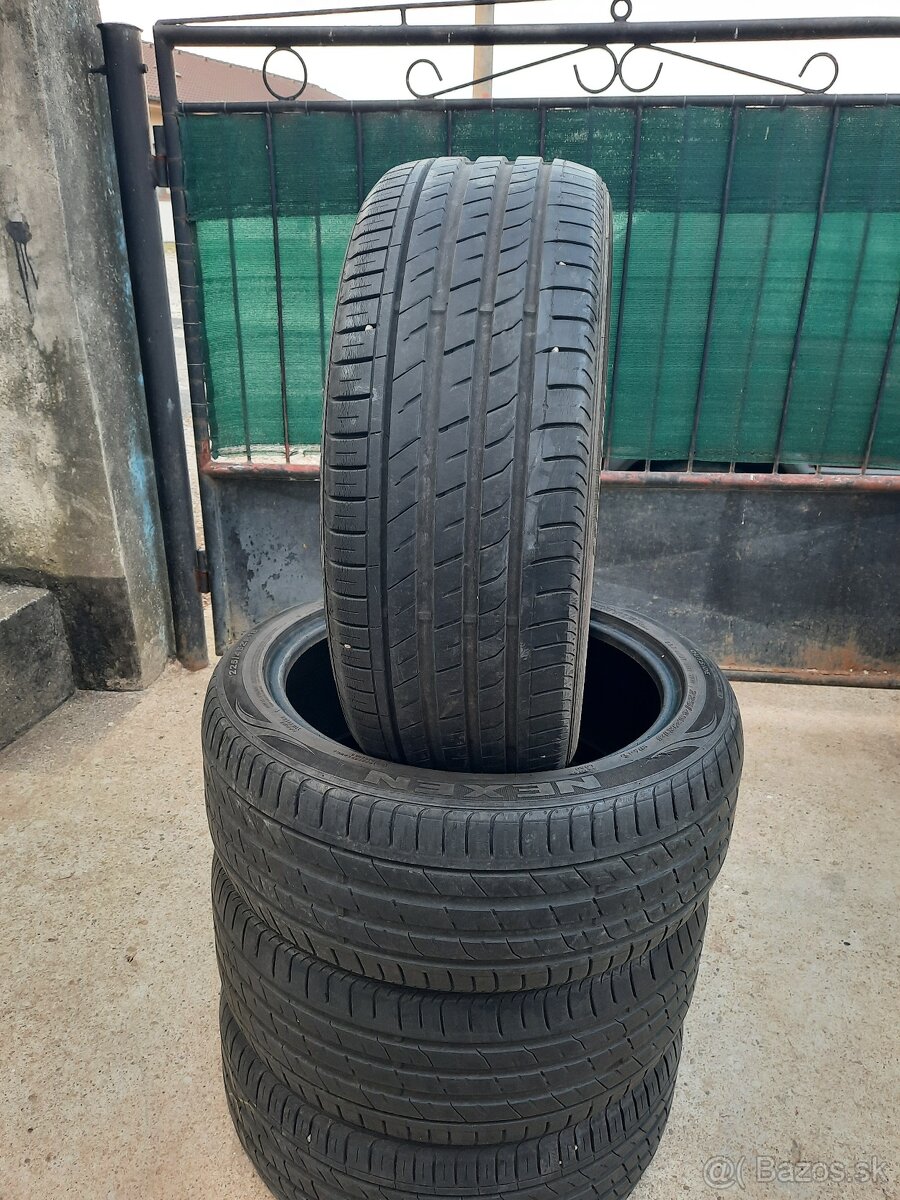 225/45 R18 letné