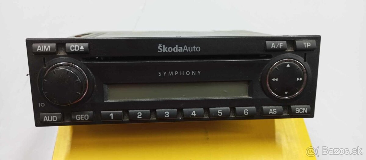 Predam autoradio Skoda octavia1