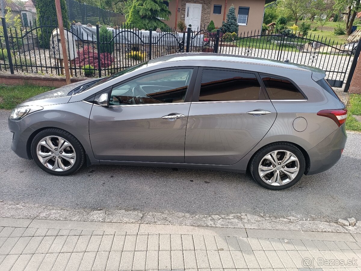 Hyundai i30 CW 1.6crdi 94kw STYLE