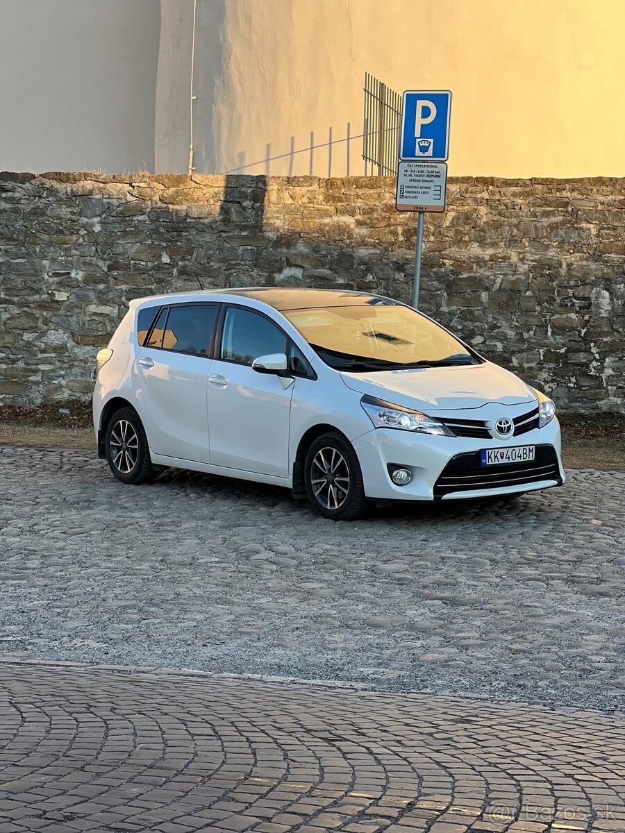 Toyota Verso 2.0 , 1 majiteľ