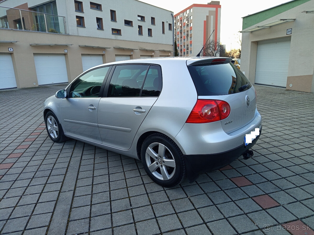 Volkswagen golf 5 1,9 TDI 77kw Manuál -6st