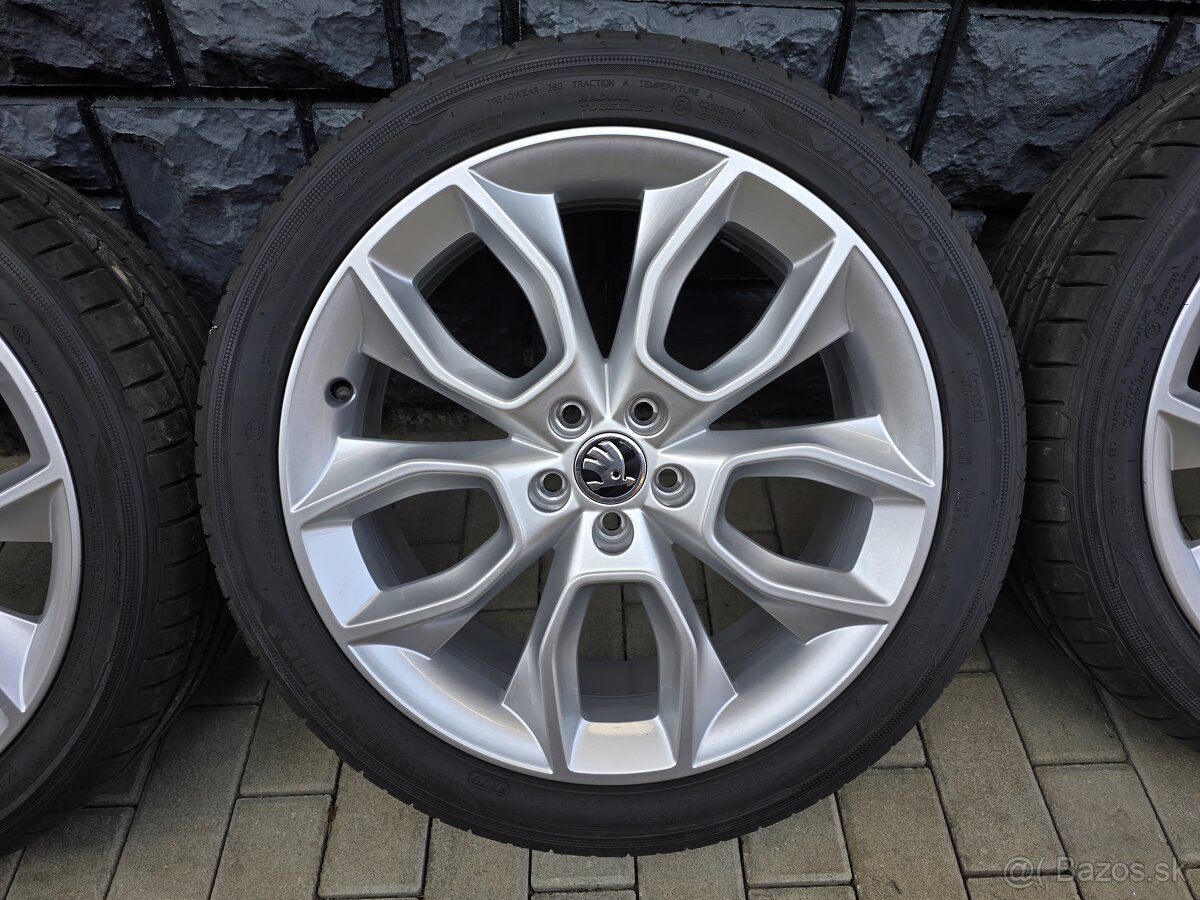 5x100 R18 Škoda Crater 215/45 R18 Letne Nepoužite