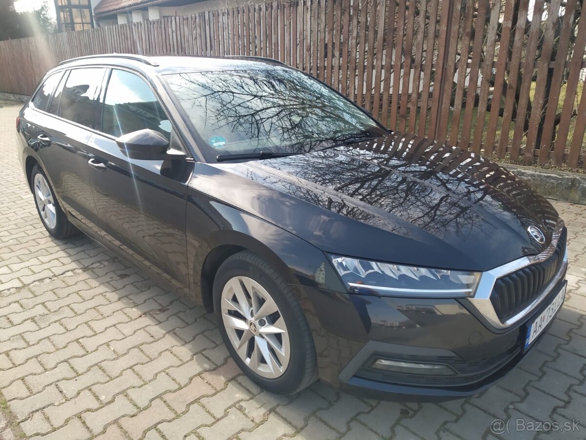 ŠKODA OCTAVIA COMBI 4  2.0 TDI DSG 2021