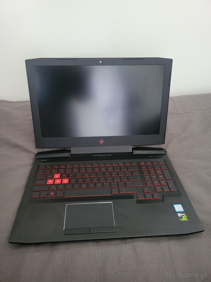 Predam hraci notebook Hp Omen