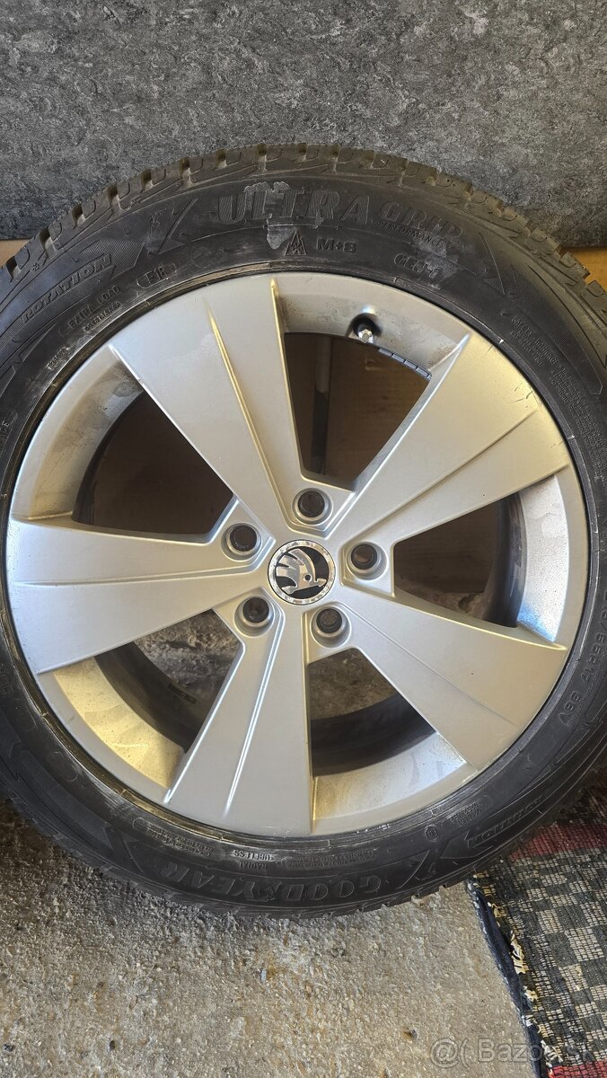 5x112 R17 215/55 Zimné Škoda