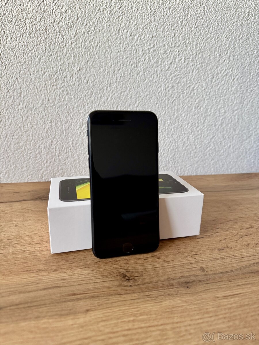 Predám iPhone SE 2020 128 GB Black