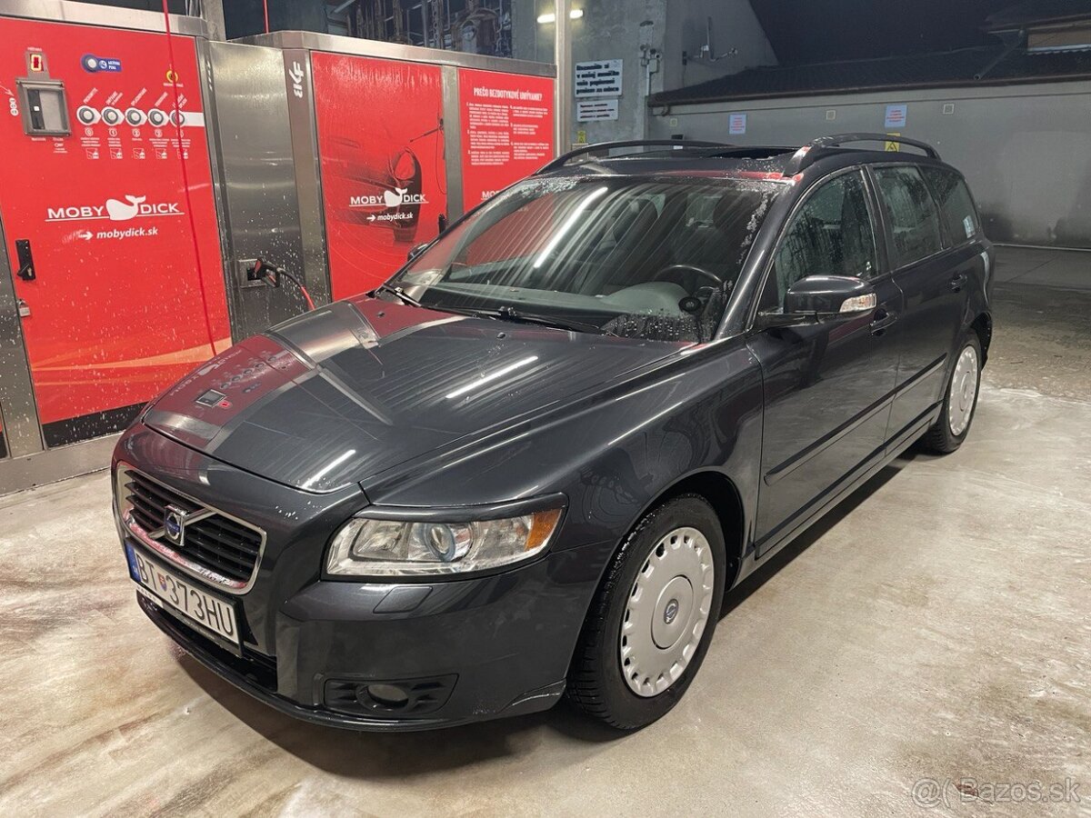 Volvo V50