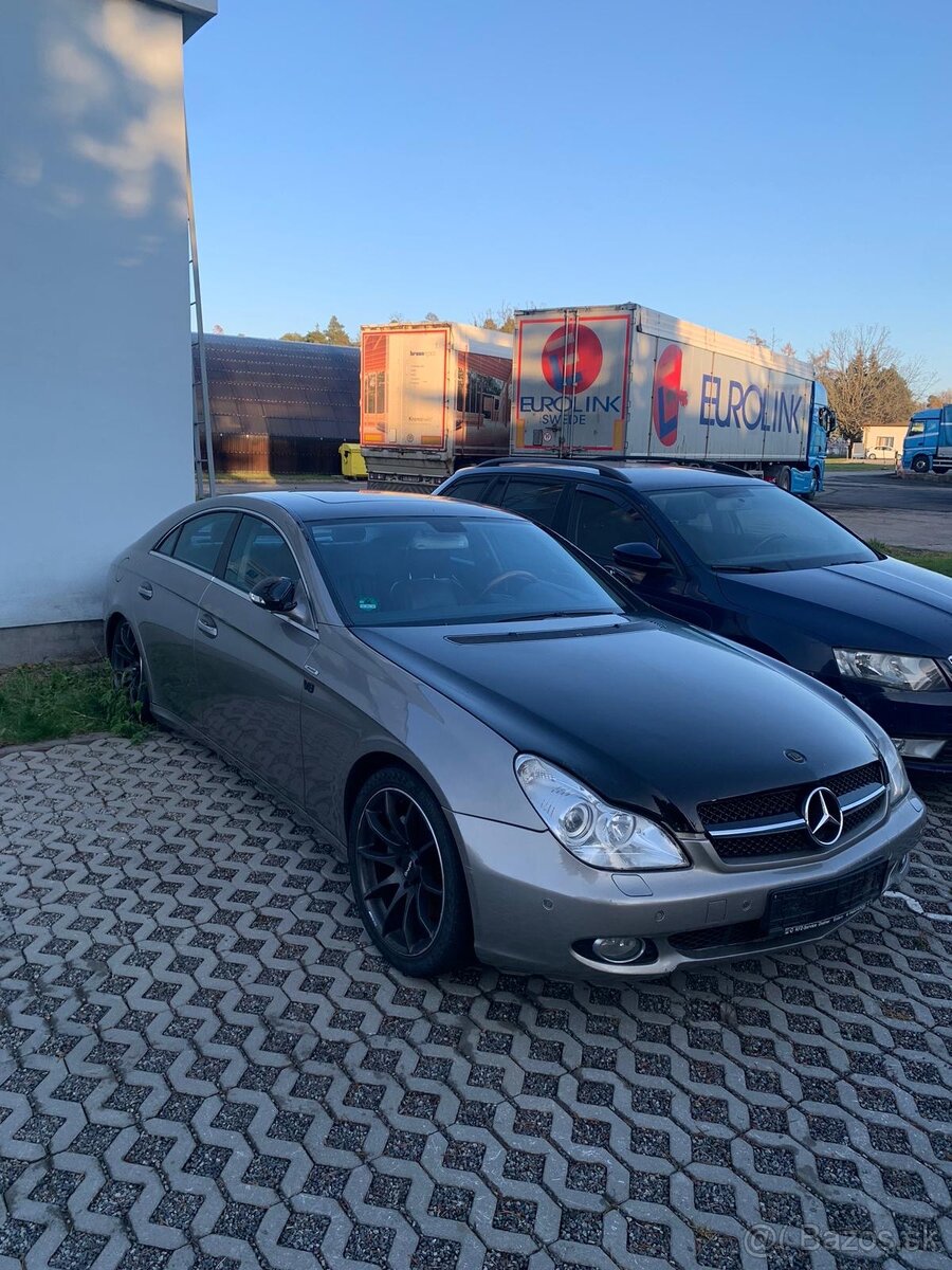 Mercedes-Benz CLS 500 W219, 225kW, 2005