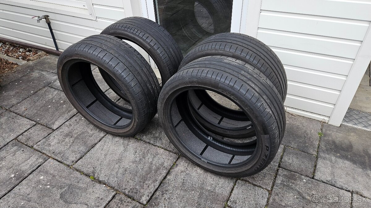 Sada 4ks letné Pirelli P Zero 255/40 R20 rok 2020 4,5-5mm