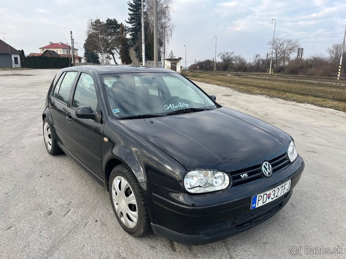 Volkswagen Golf 4 2.3 V5 r.v 1998