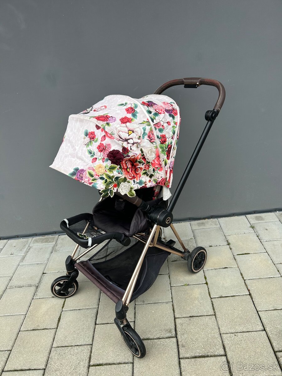 Cybex Mios Spring Blossom 2022