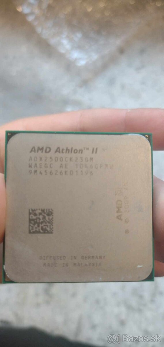 Predam procesor AMD Athlon II X2 250