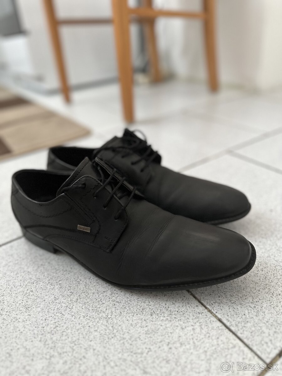 Kožené topánky bugatti(44 veľkosť)