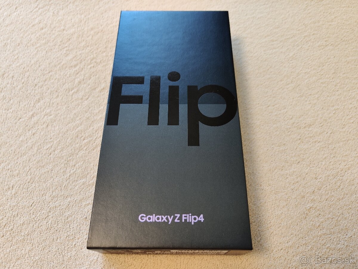 Samsung Galaxy Z Flip 4 - 5G.  8gb/128gb.  Fialová farba.