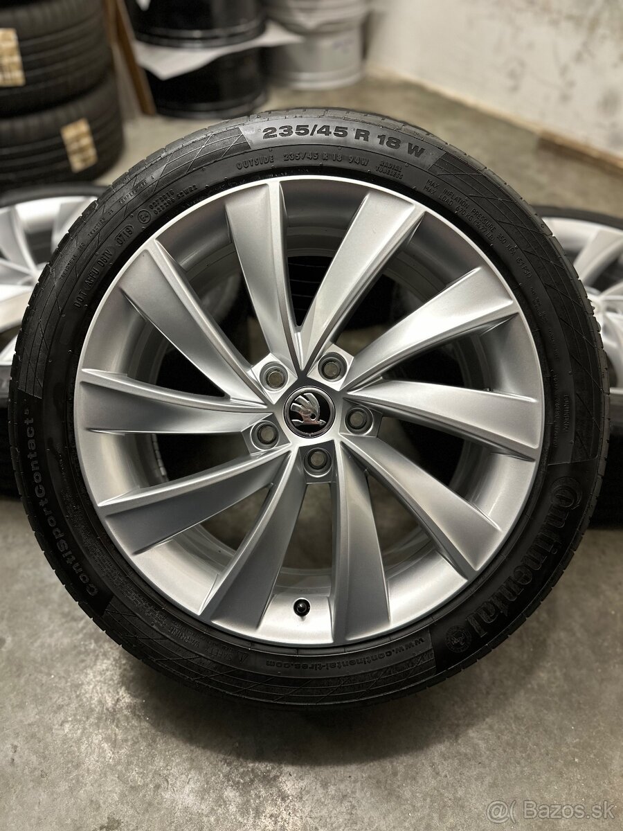 Letná sada Škoda Pegasus 5x112 R18 , 235/45/18 - Superb 3