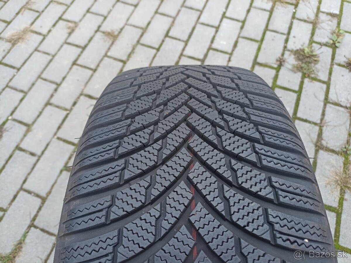 Zimné pneu Firestone Winterhawk 4 235/45 R18 XL