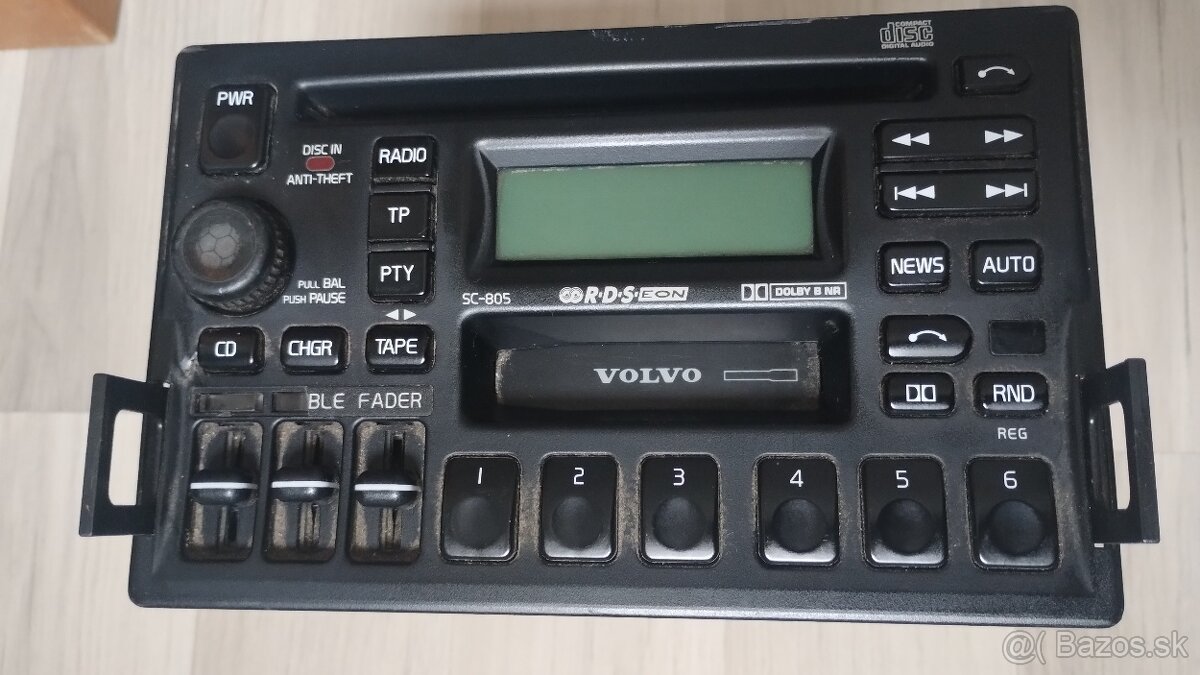 Predám autorádio Volvo SC-805