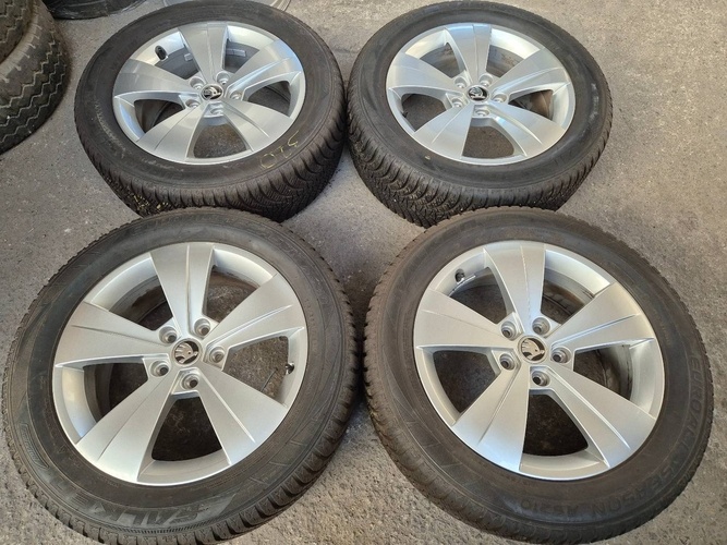 sada na SUPERB 5x112 r17 ET41 + celoročné 215/55 r17 FALKEN