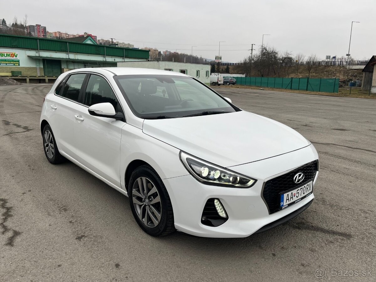 Hyundai I30 1.6 CRDi 81kw//SK VOZIDLO