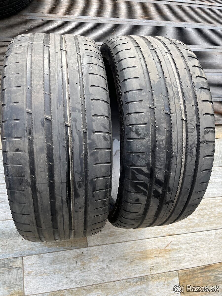 225/40 R18 Nokian letne pneu dot1921