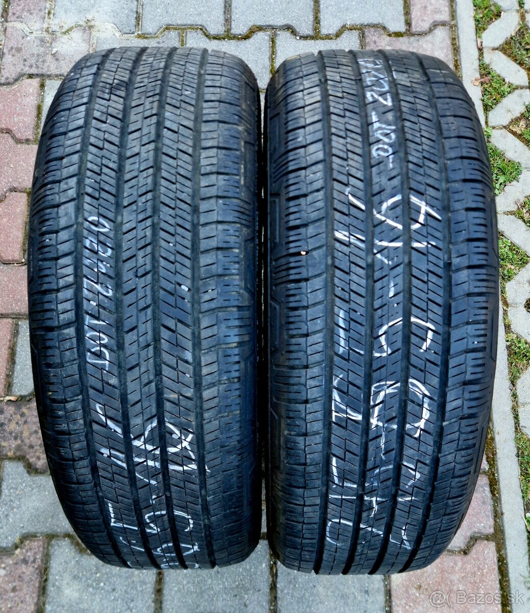 215/65R16 Continental 4x4 Contact