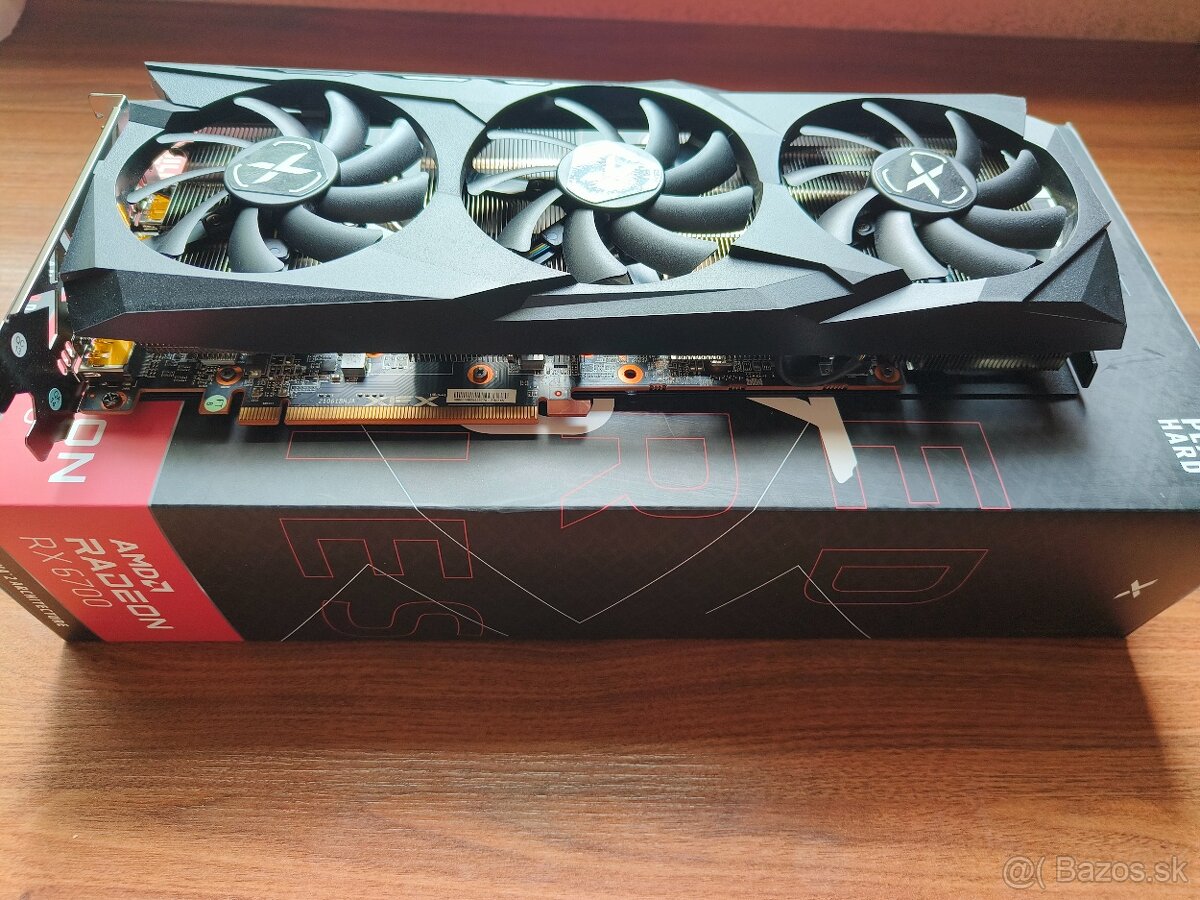 XFX Radeon RX 6700 10 GB