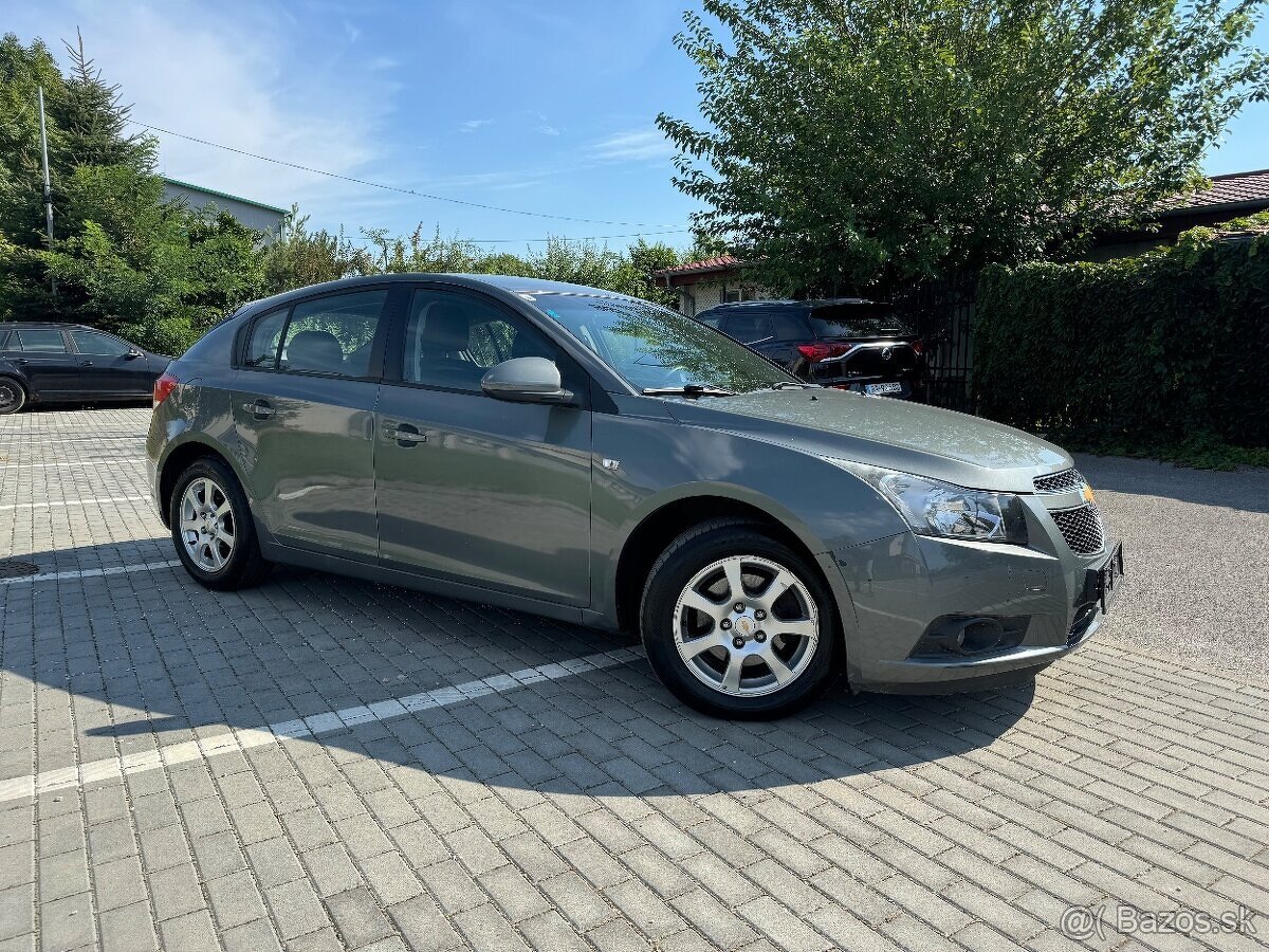 Chevrolet Cruze 1.7 CDTI