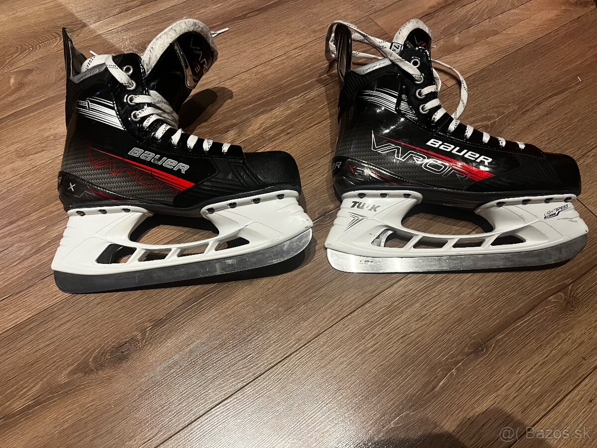 Bauer Vapor x3